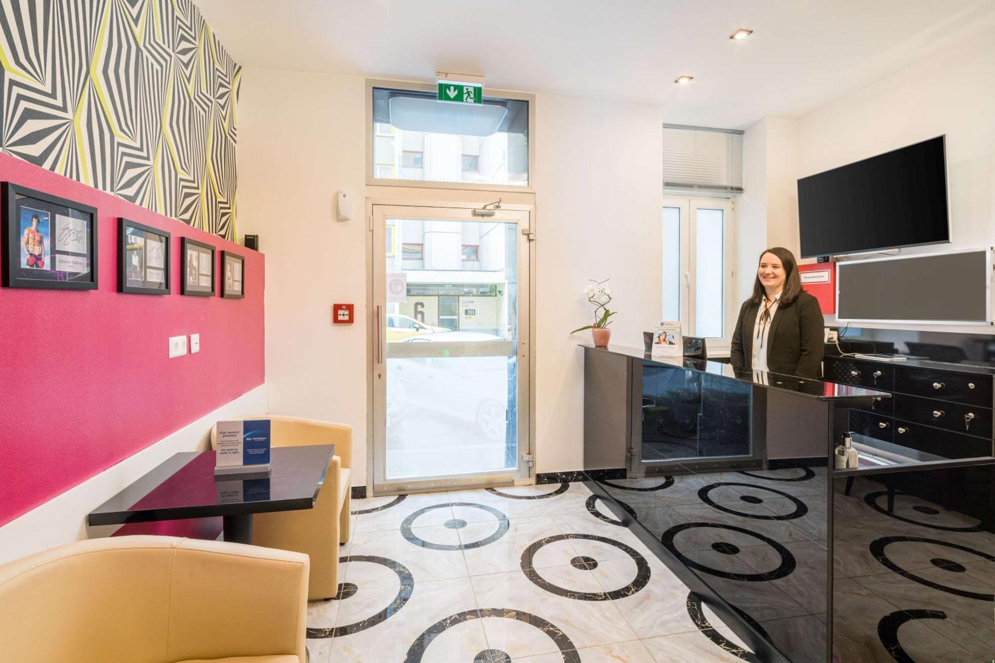 Best Western Plus Celebrity Suites Виена Екстериор снимка